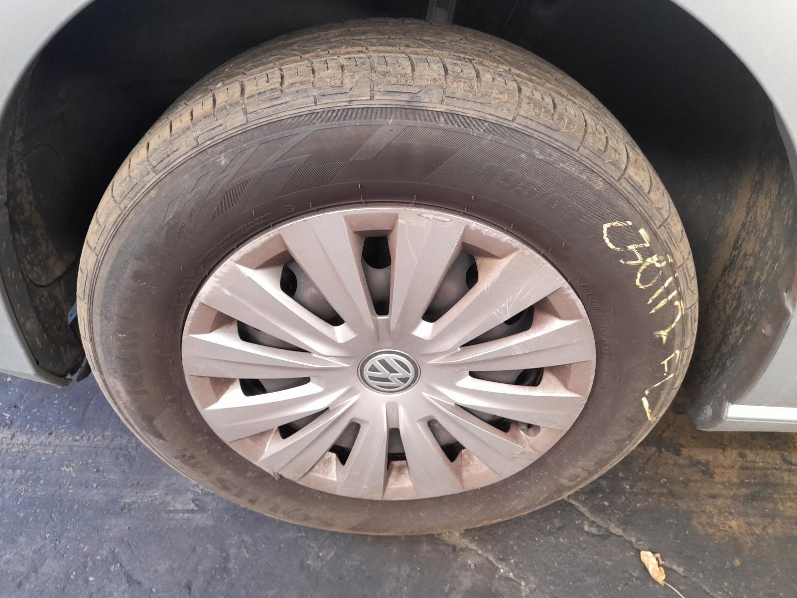 View Auto part Wheel Standard/Steel Volkswagen Golf 2014