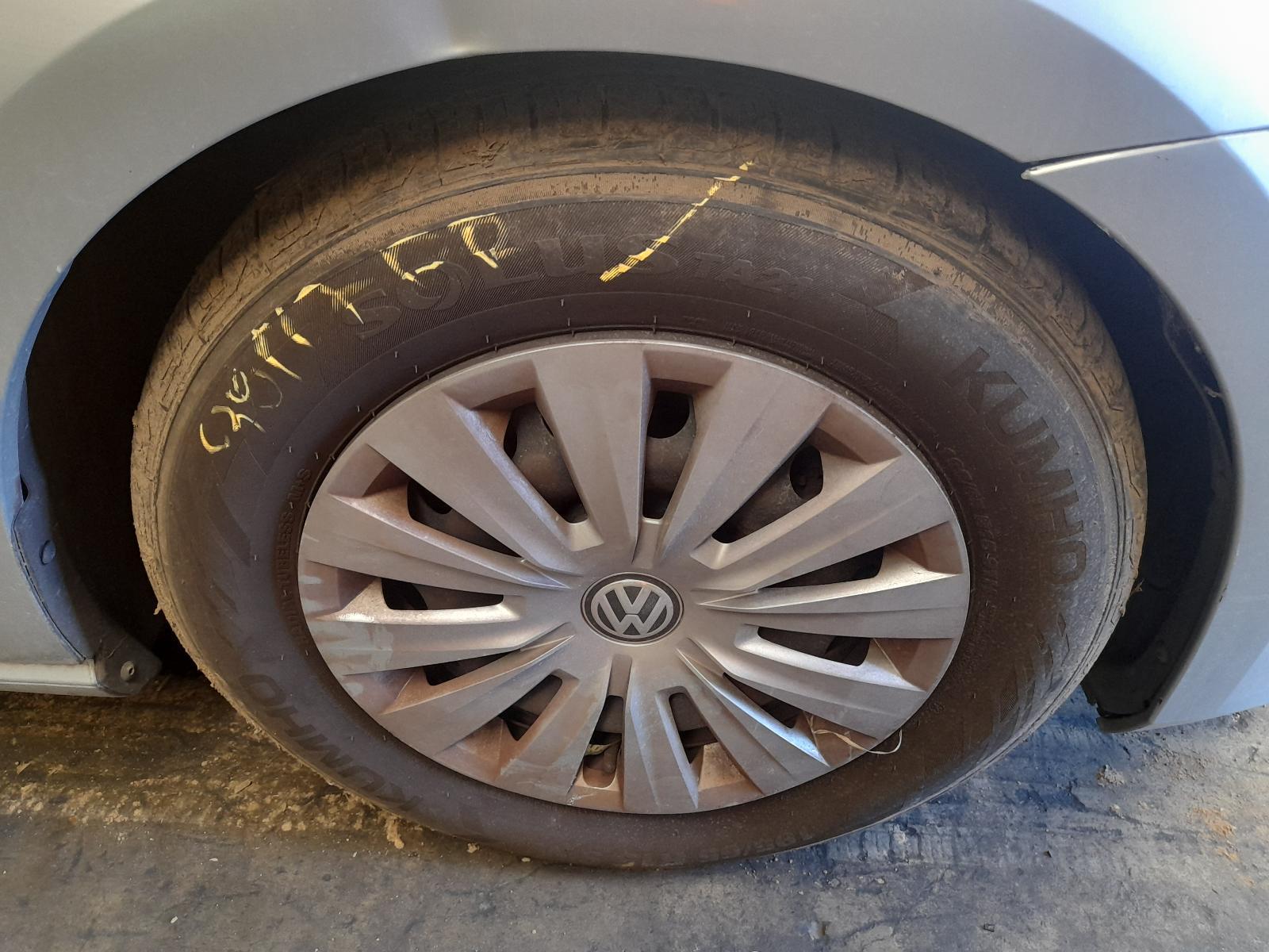 View Auto part Wheel Standard/Steel Volkswagen Golf 2014