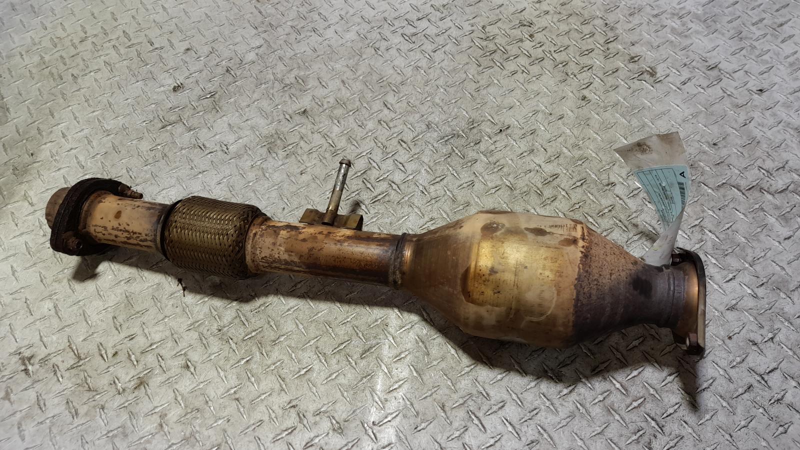 View Auto part Catalytic Converter Toyota Kluger 2015