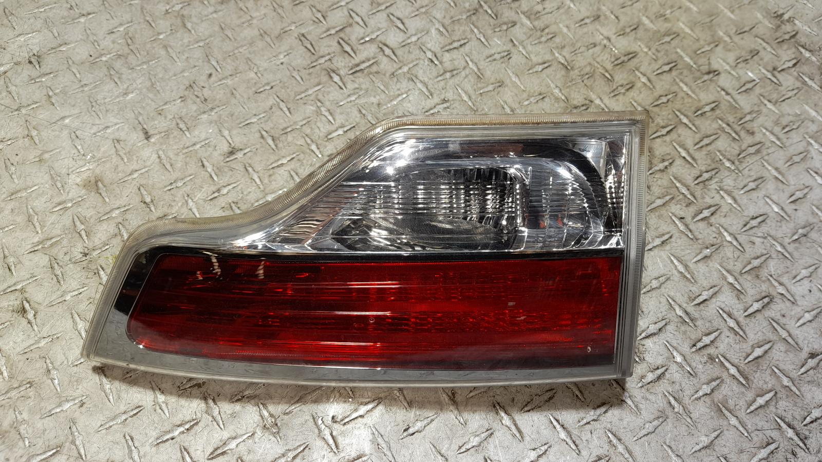 View Auto part Rear Garnish Toyota Kluger 2015