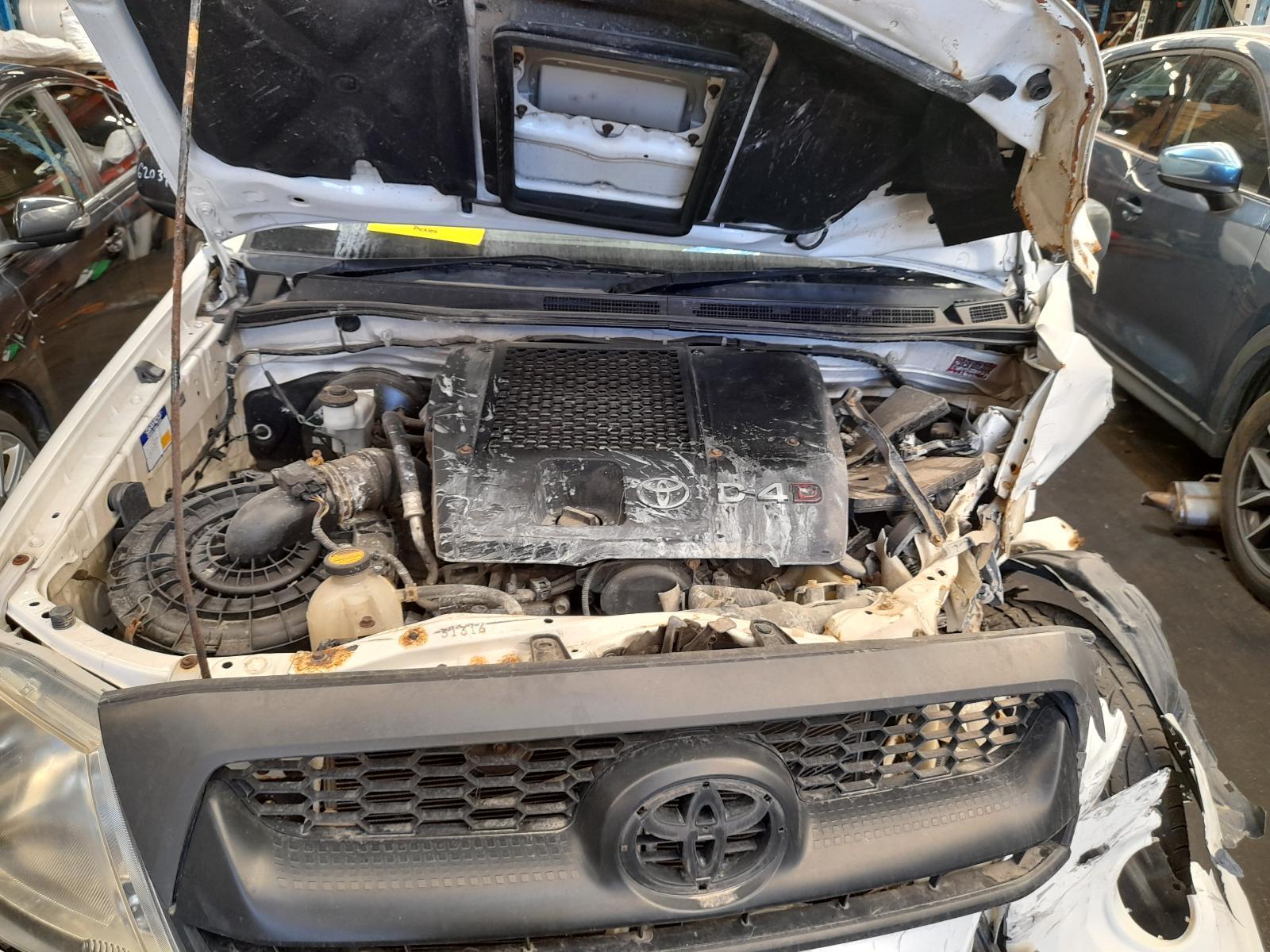View Auto part Engine Toyota Hilux 2010