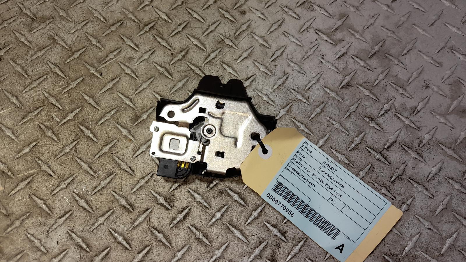 View Auto part Door/Boot/Gate Lock Subaru Liberty 2012
