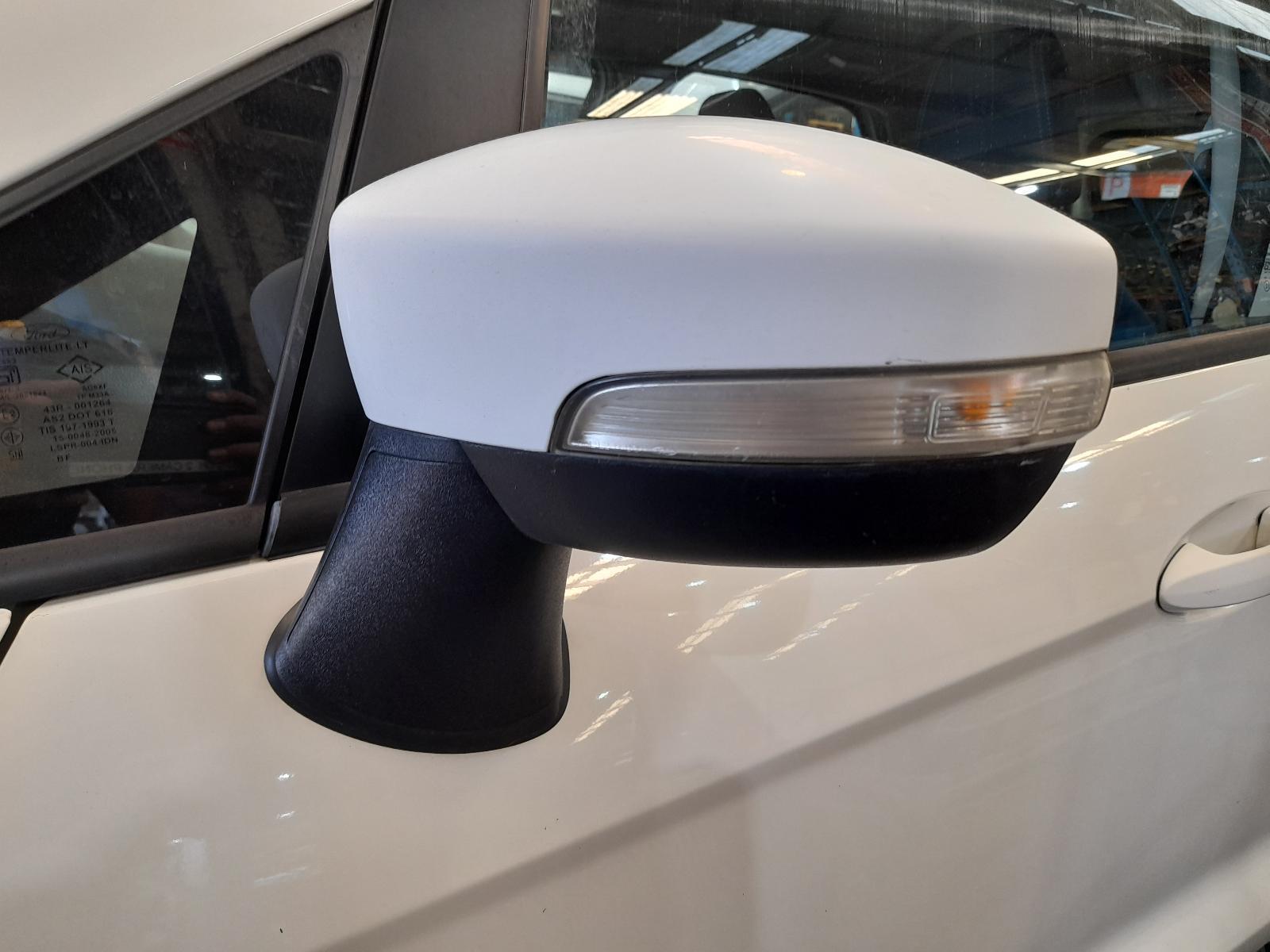 View Auto part Left Door Mirror Ford Ecosport 2015