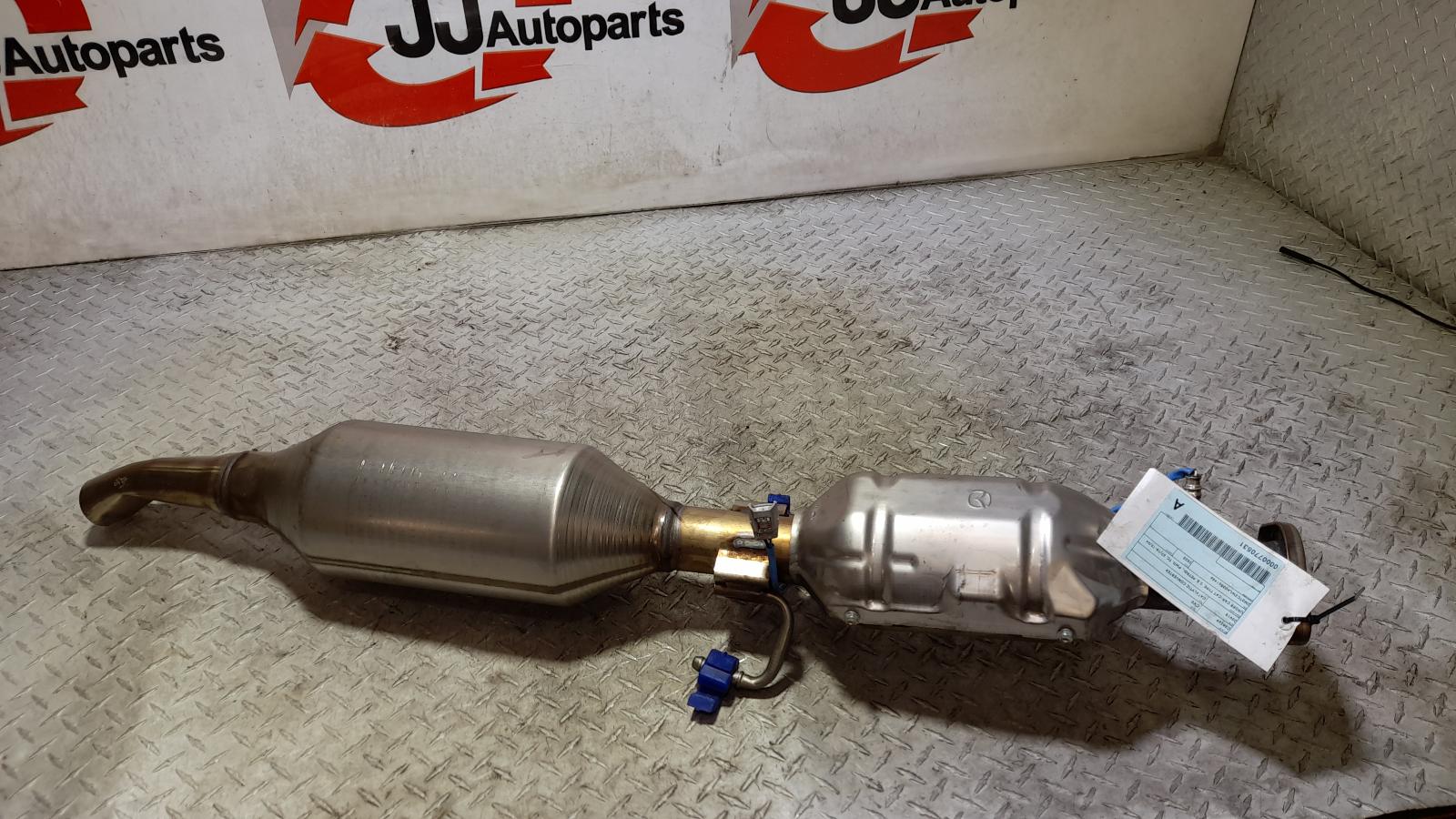 View Auto part Catalytic Converter Mazda Cx9 2023