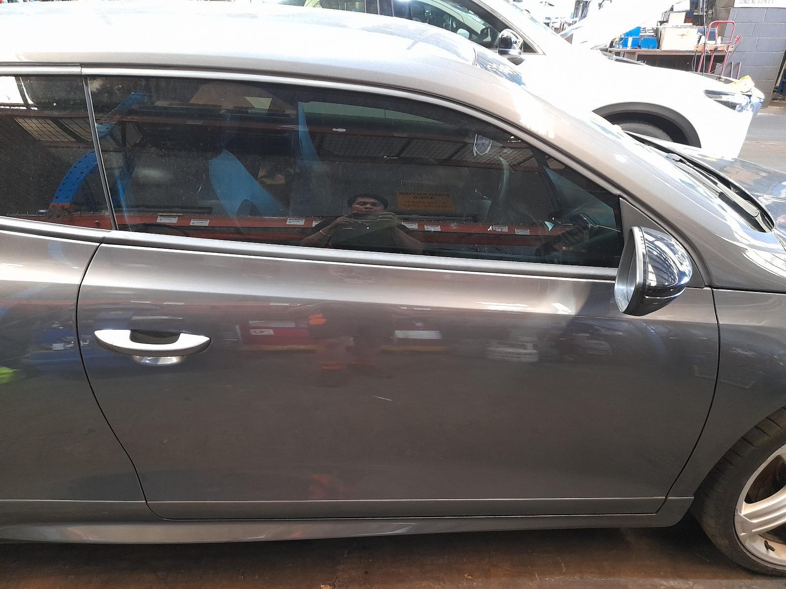 View Auto part Right Front Door Volkswagen Scirocco 2012