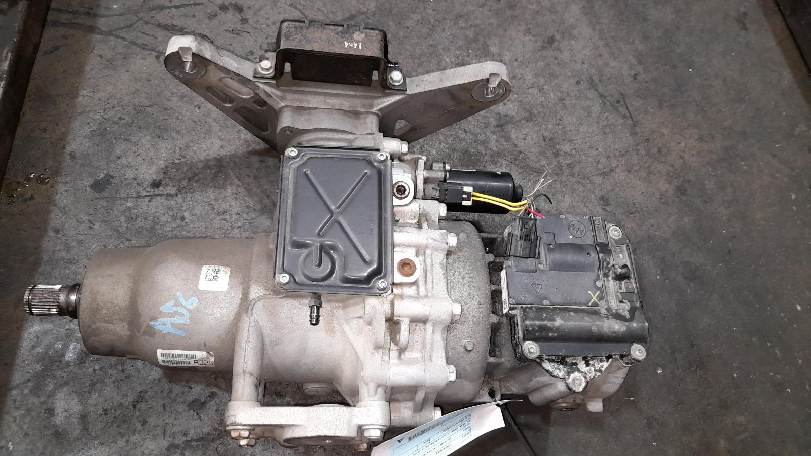 View Auto part Differential Centre Jeep Cherokee 2015