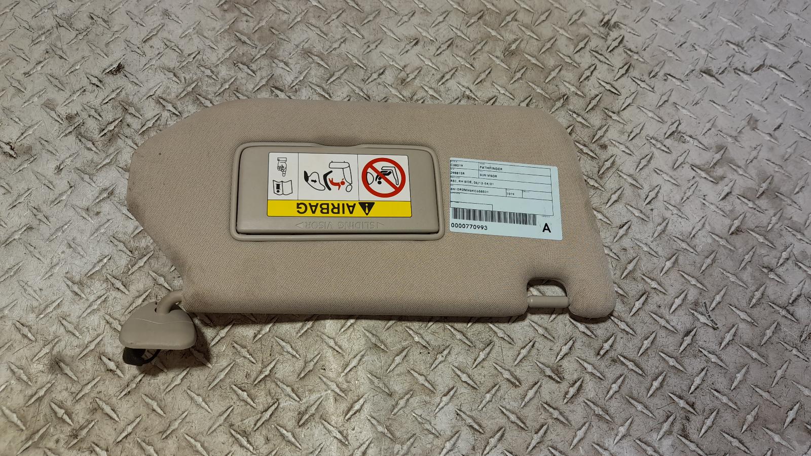 View Auto part Sunvisor Nissan Pathfinder 2019