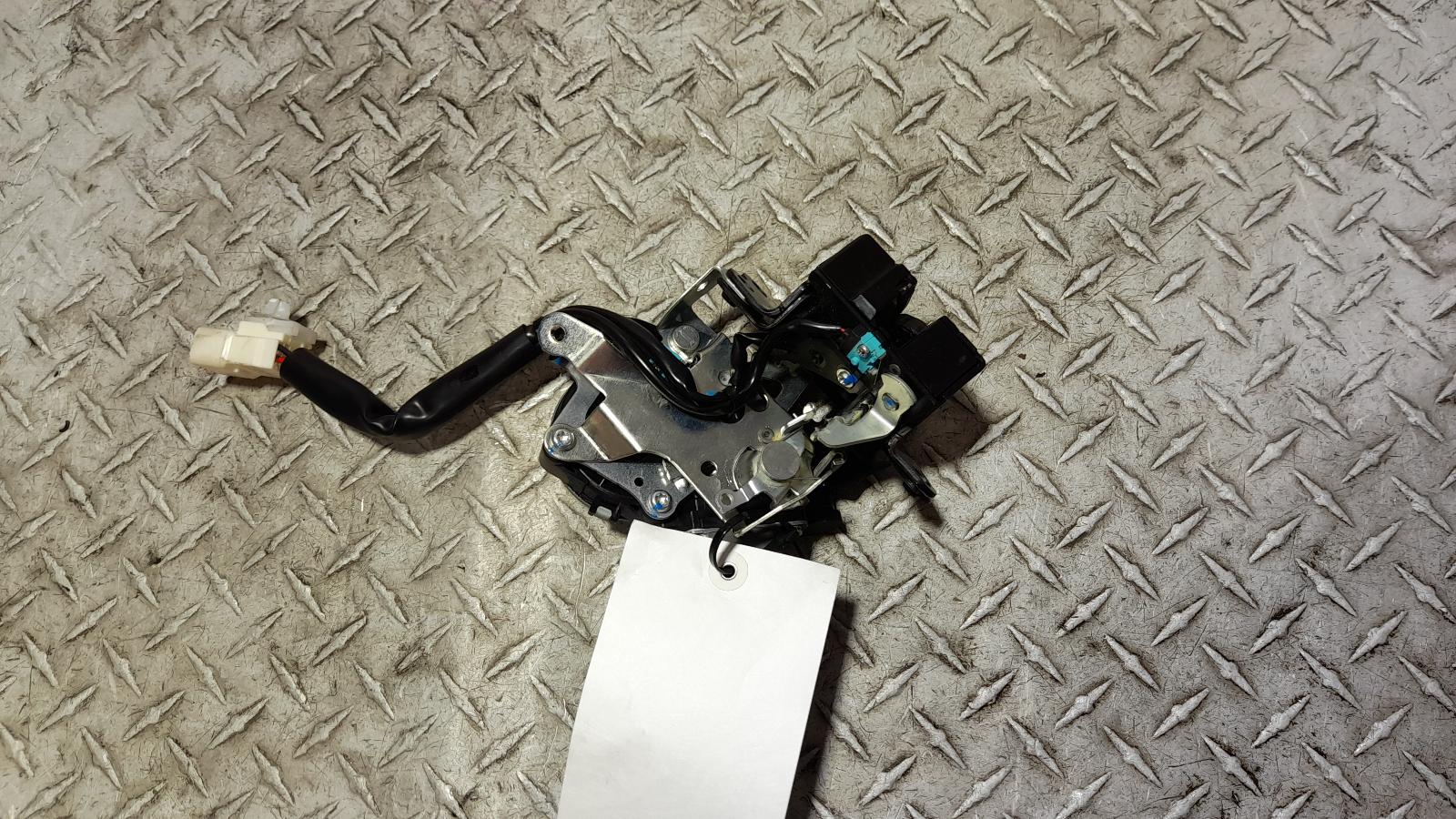 View Auto part Door/Boot/Gate Lock Lexus Rx Series 2014