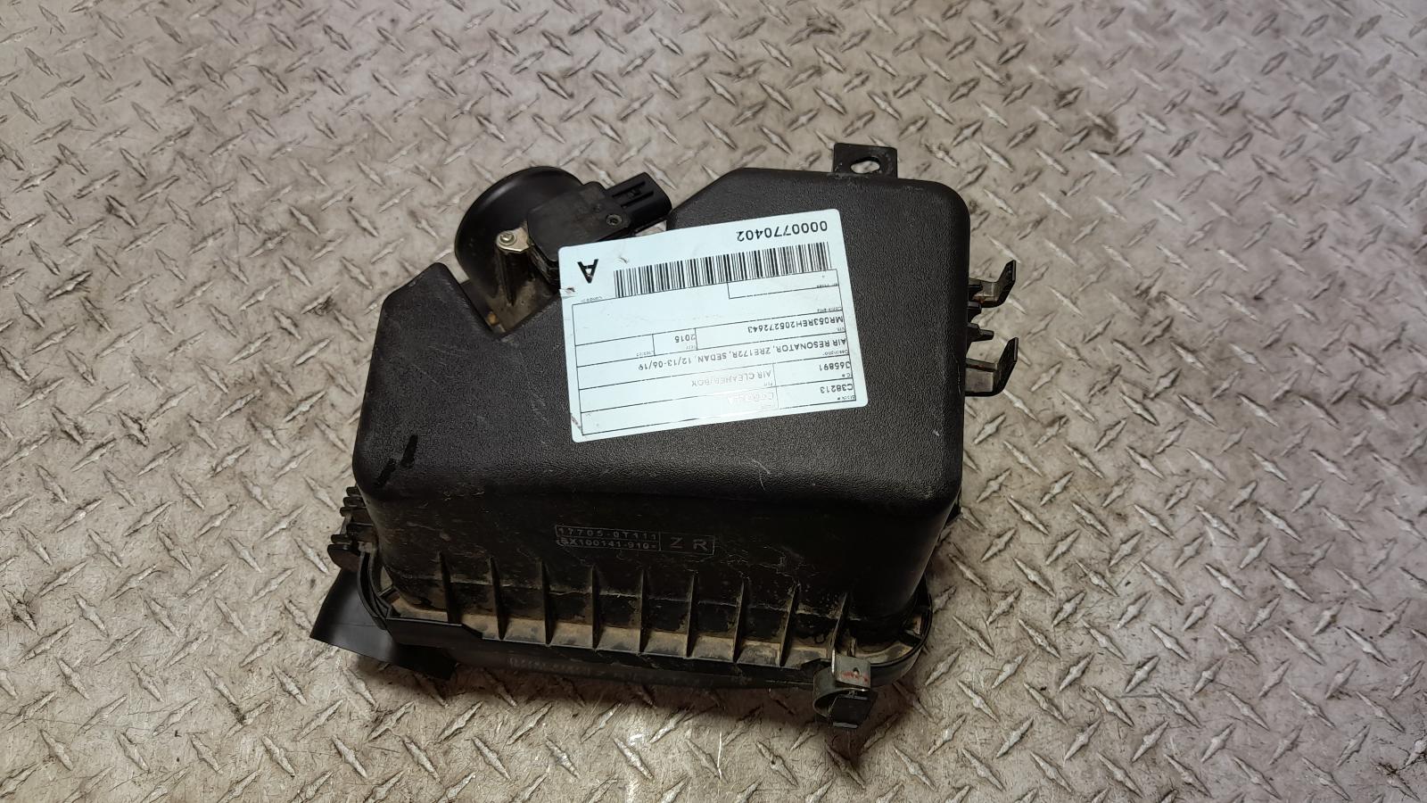 View Auto part Air Cleaner/Box Toyota Corolla 2015