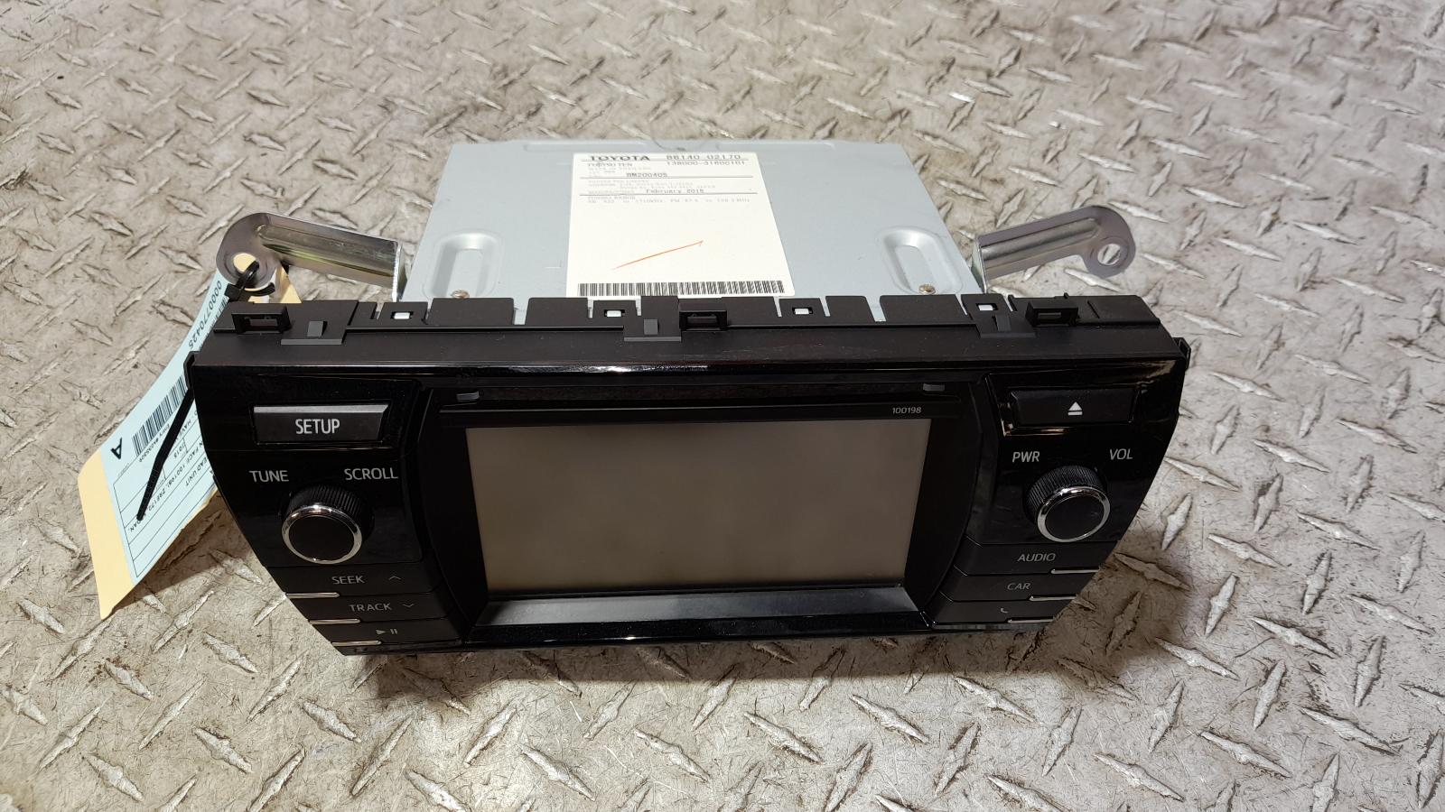 View Auto part Radio/Cd/Dvd/Sat/Tv Toyota Corolla 2015