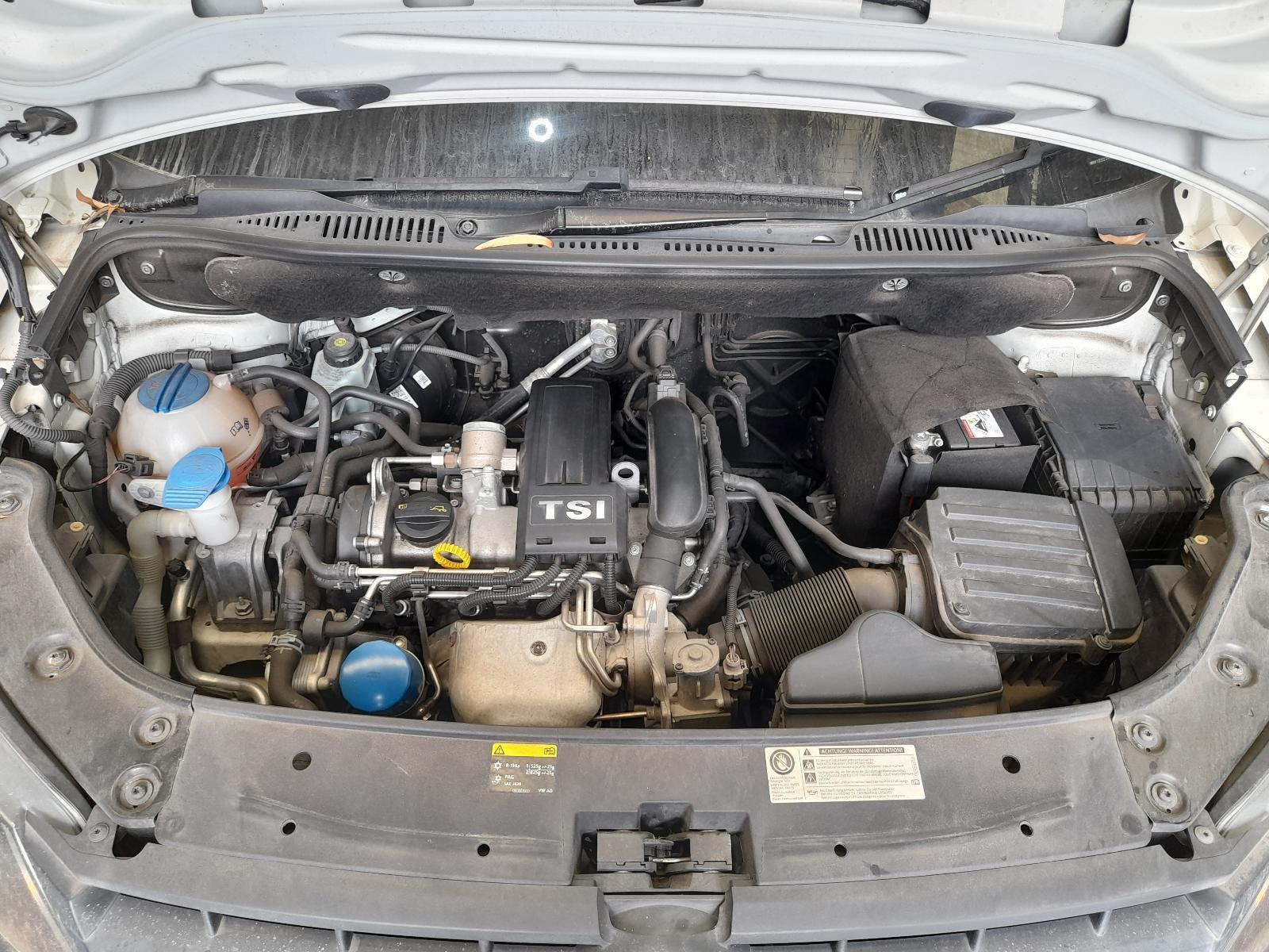 View Auto part Engine Volkswagen Caddy 2014