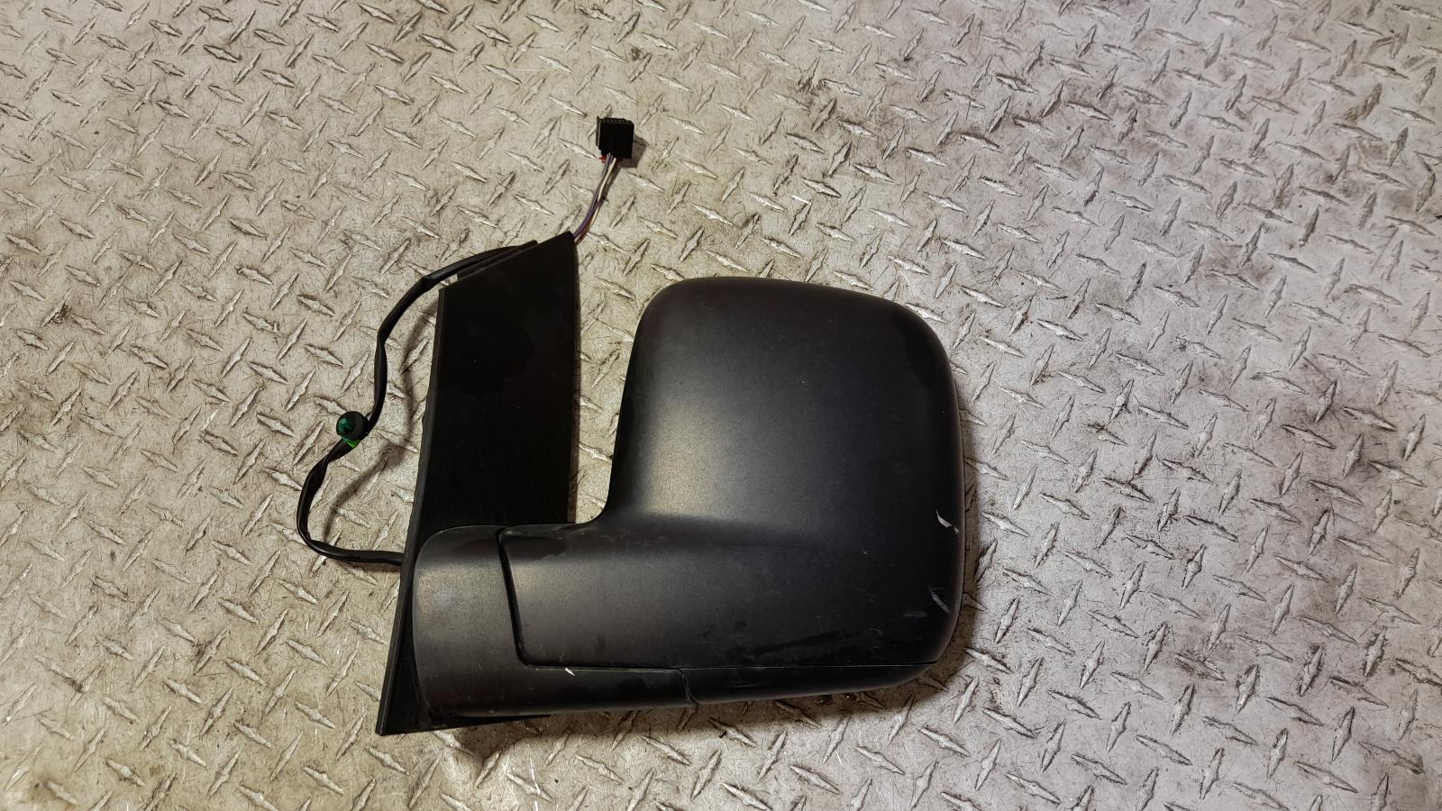 View Auto part Left Door Mirror Volkswagen Caddy 2014