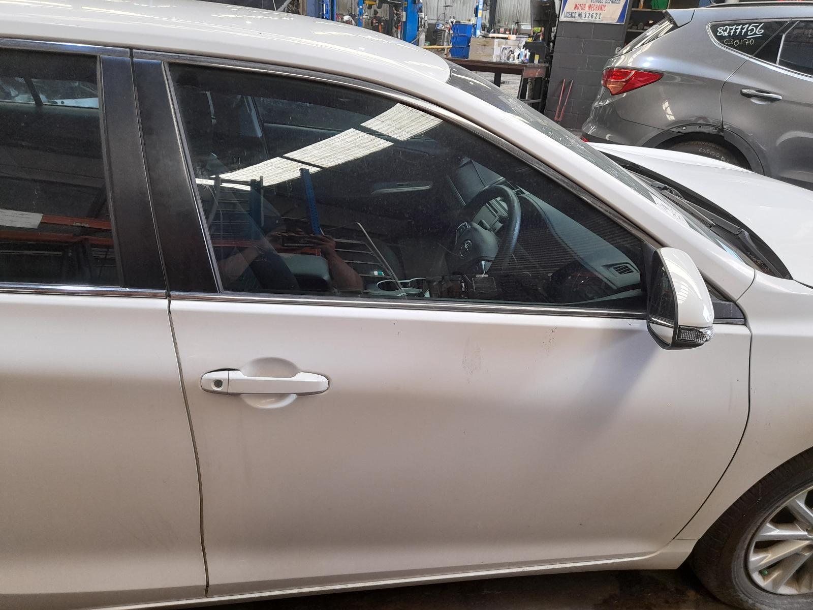 View Auto part Right Front Door Toyota Camry 2015