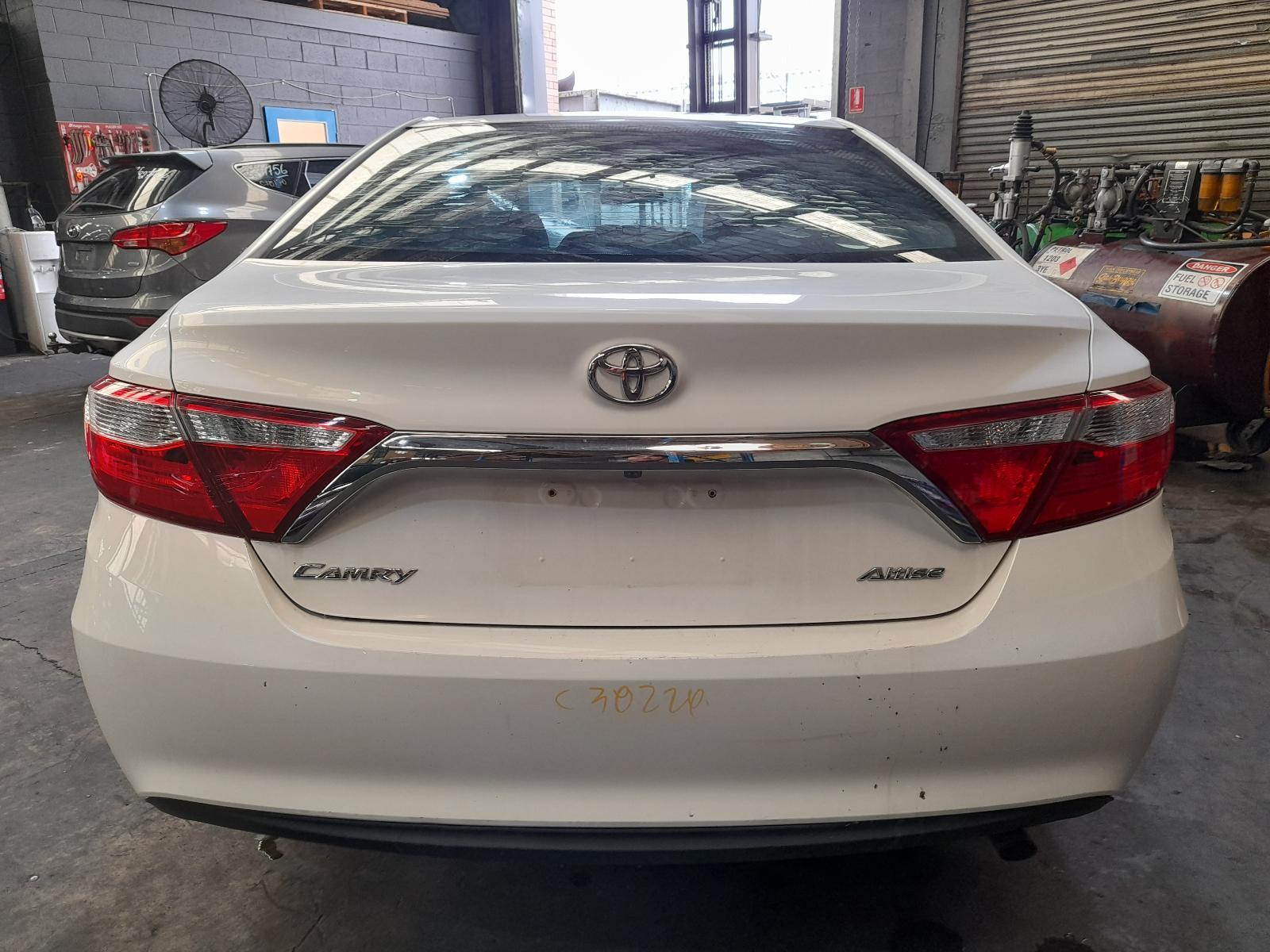 View Auto part Bootlid/Tailgate Toyota Camry 2015