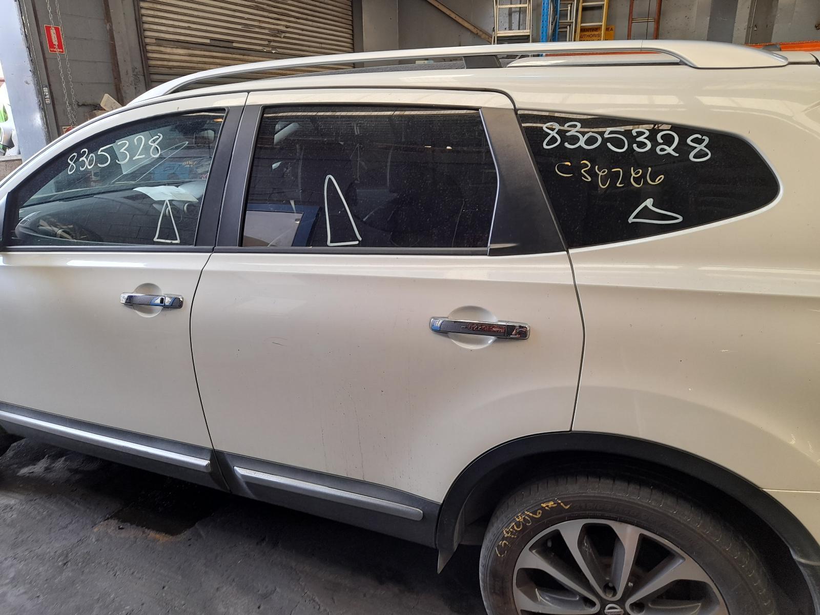 View Auto part Left Rear Door/Sliding Nissan Dualis 2013