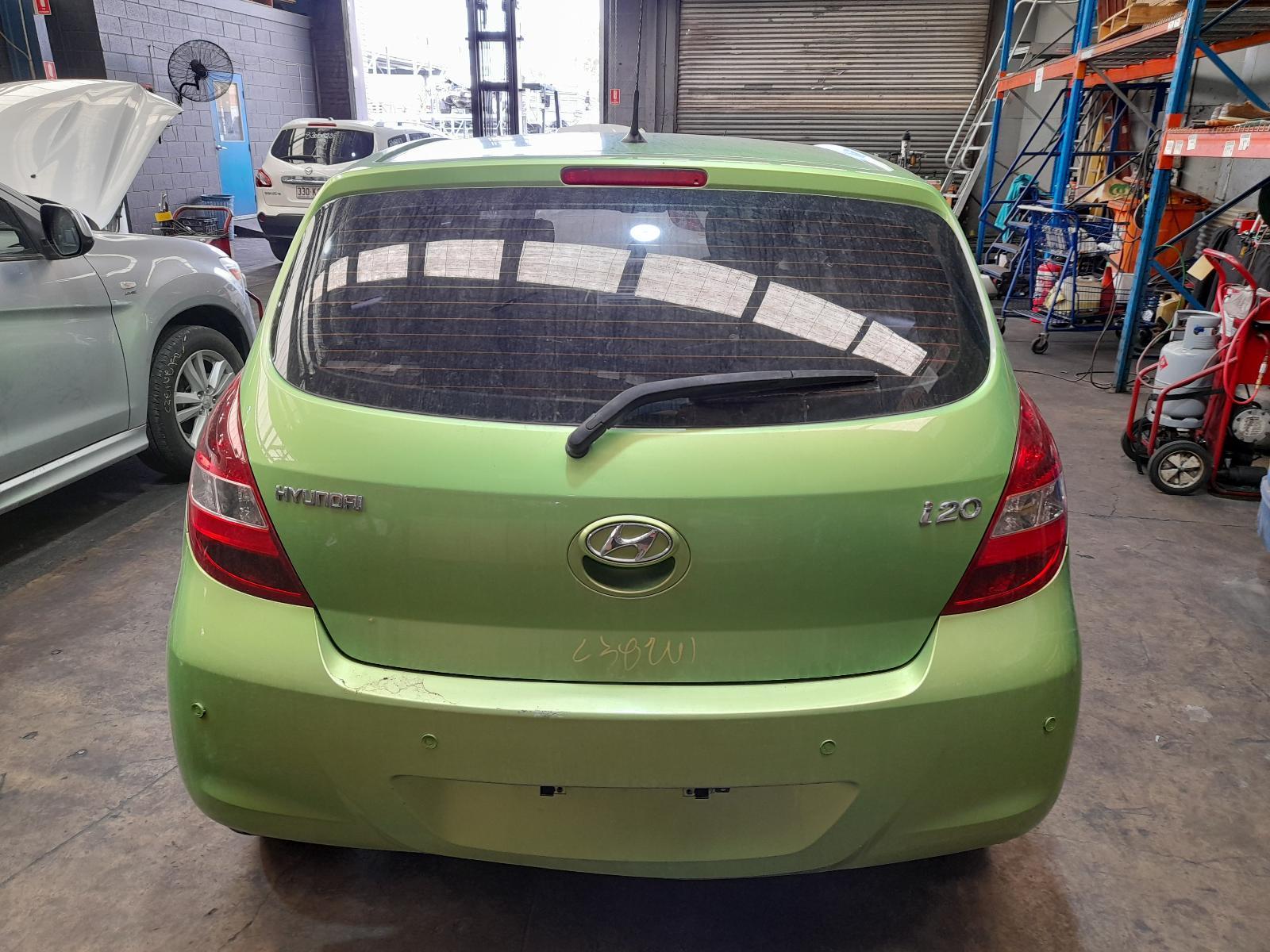 View Auto part Bootlid/Tailgate Hyundai I20 2011