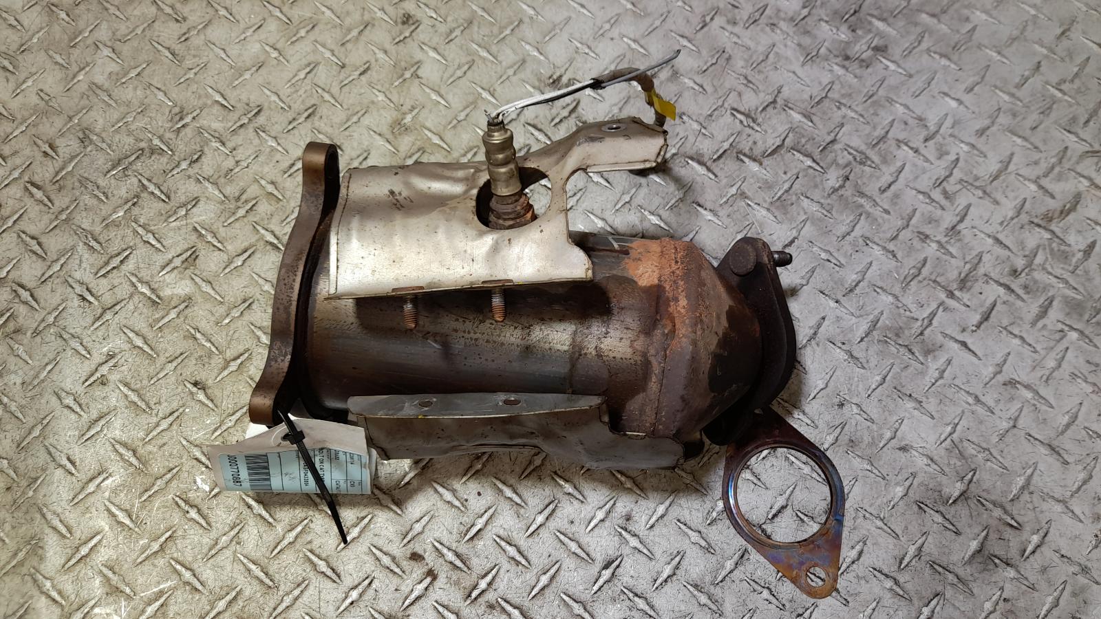 View Auto part Catalytic Converter Mazda Cx9 2015