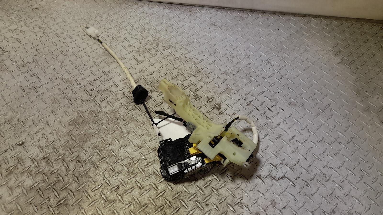 View Auto part Door/Boot/Gate Lock Kia Seltos 2020