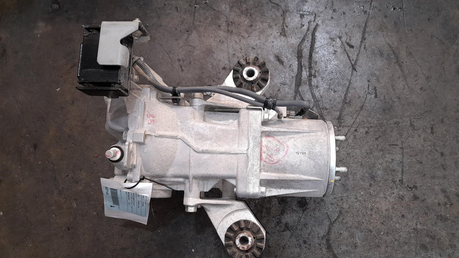 View Auto part Differential Centre Mitsubishi Outlander 2018