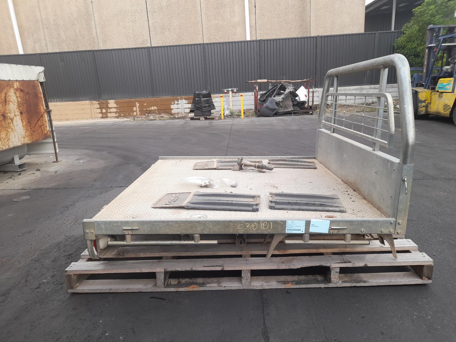 View Auto part Ute Back Isuzu Dmax 2013