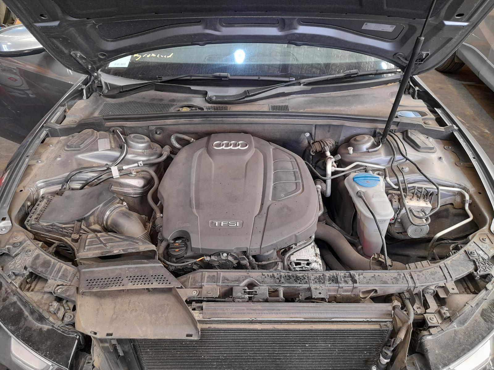 View Auto part Engine Audi A5 2012