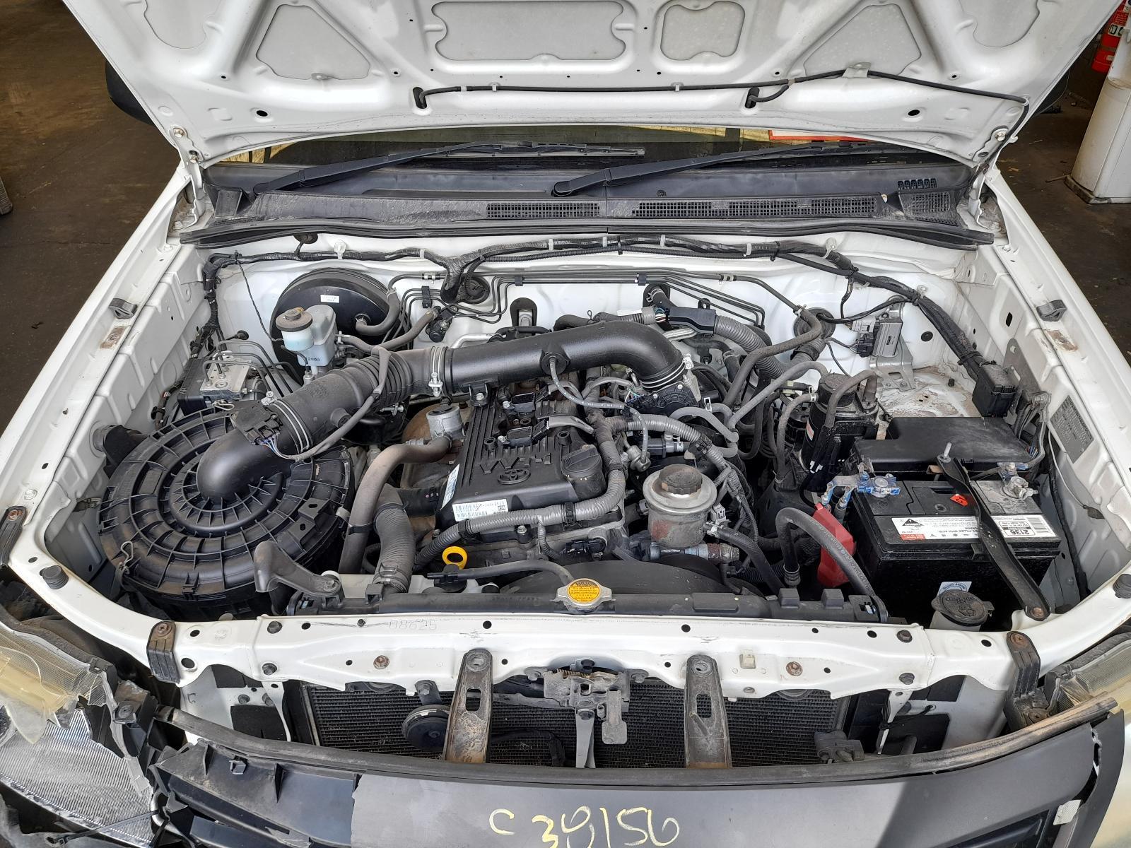 View Auto part Engine Toyota Hilux 2012