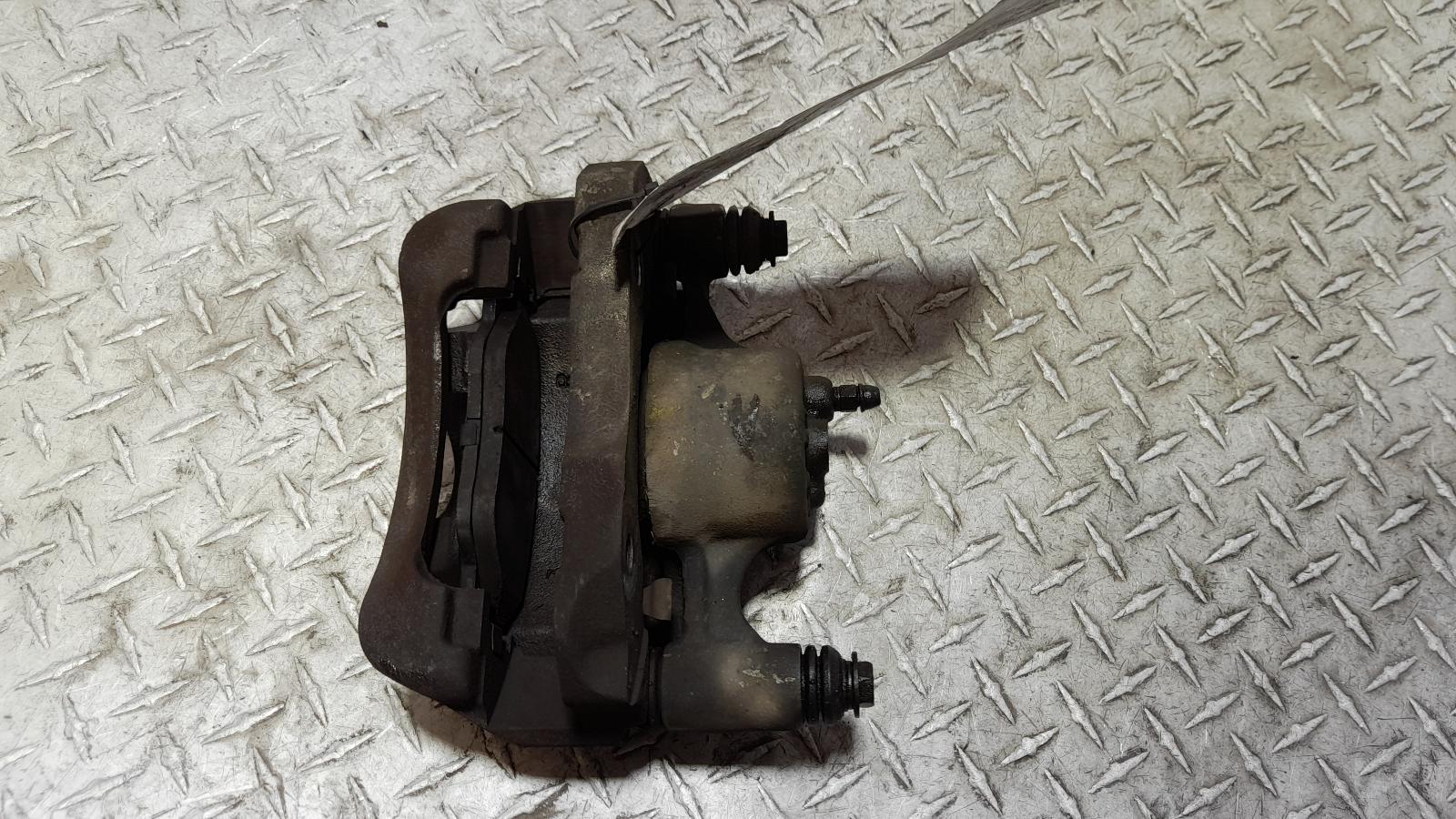 View Auto part Caliper Toyota Hilux 2012