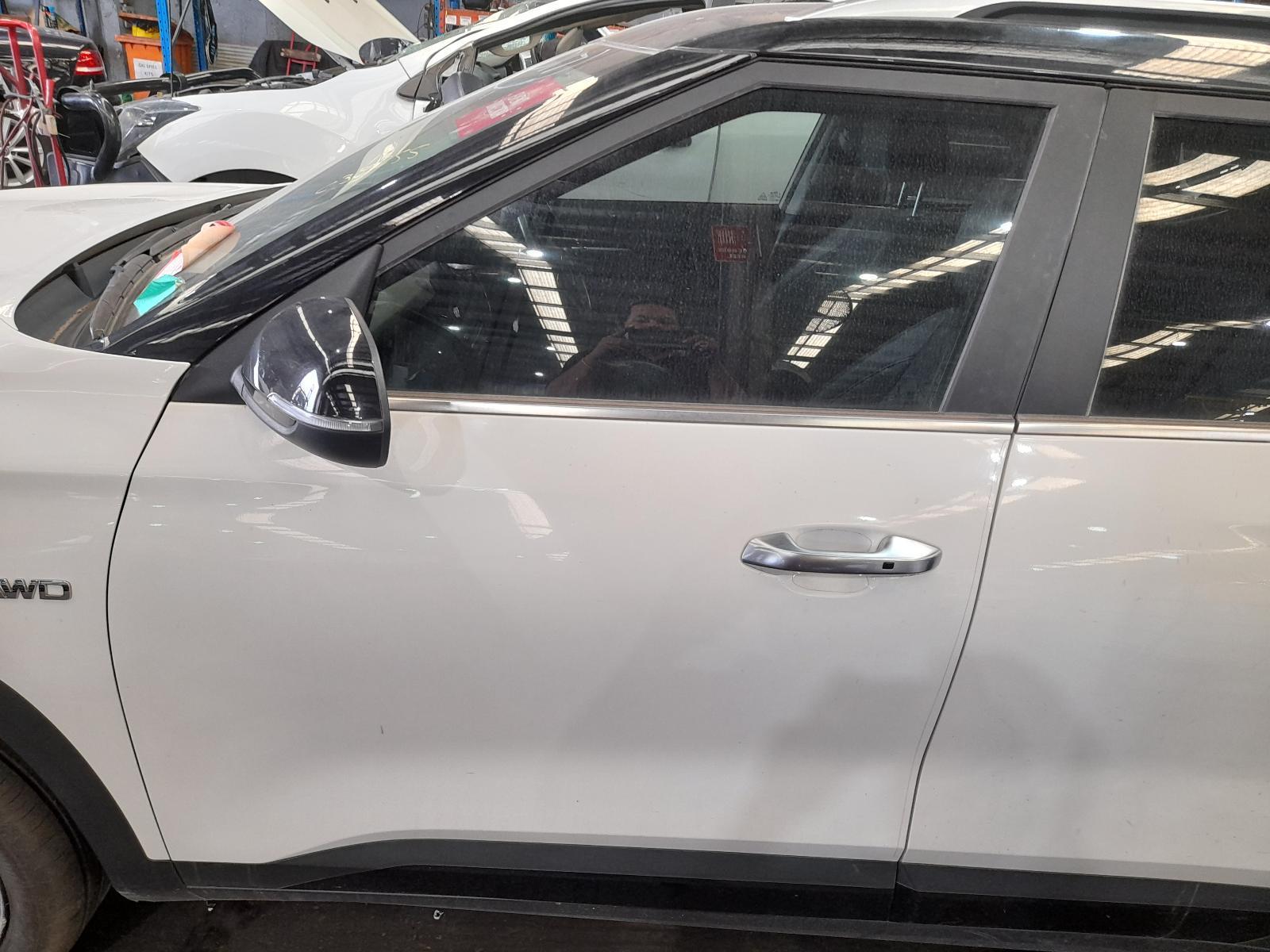 View Auto part Left Front Door Kia Seltos 2021