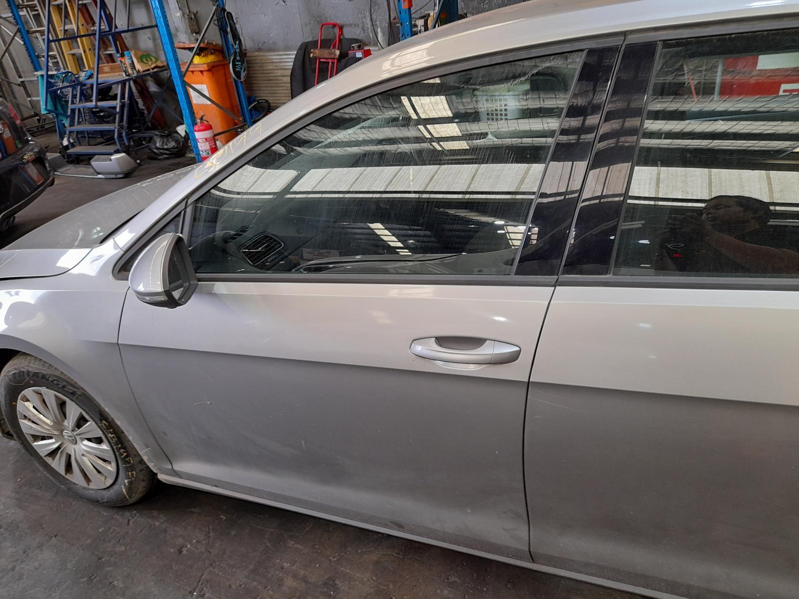 View Auto part Left Front Door Volkswagen Golf 2014