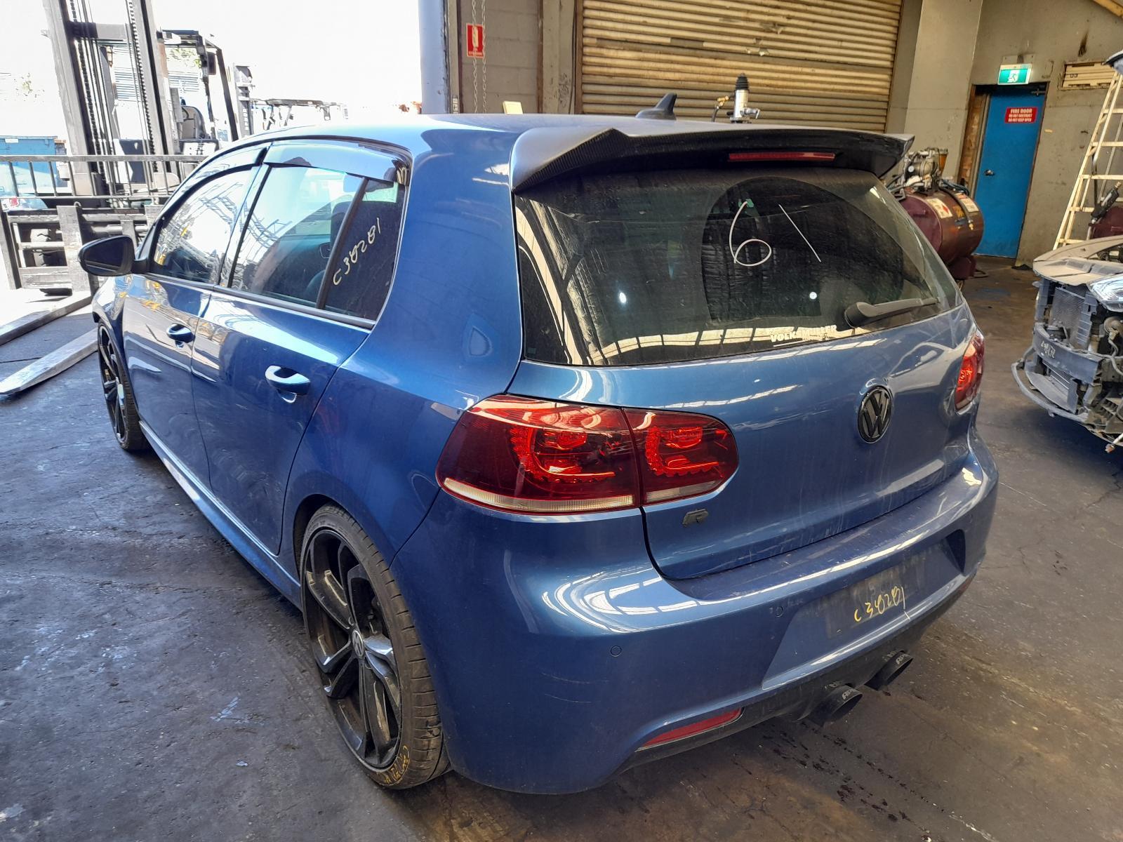 View Auto part Trans/Gearbox Volkswagen Golf 2011