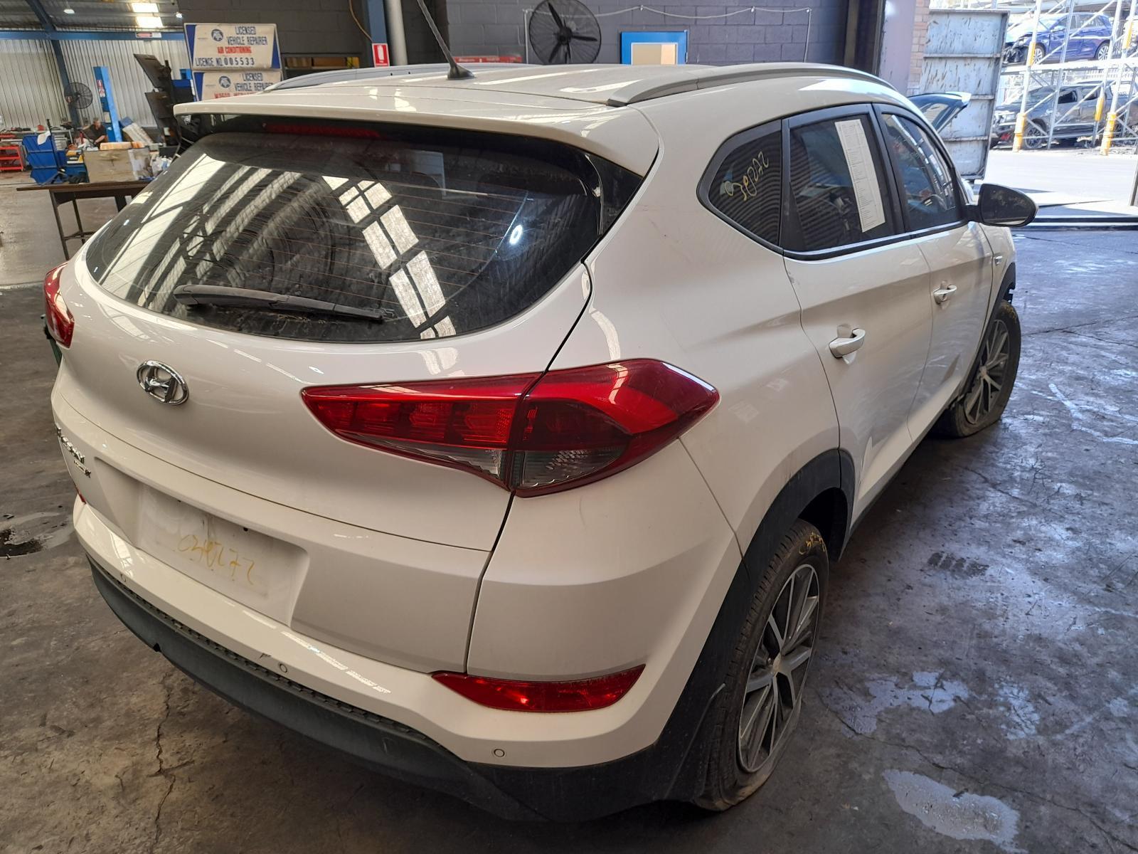 View Auto part Trans/Gearbox Hyundai Tucson 2016