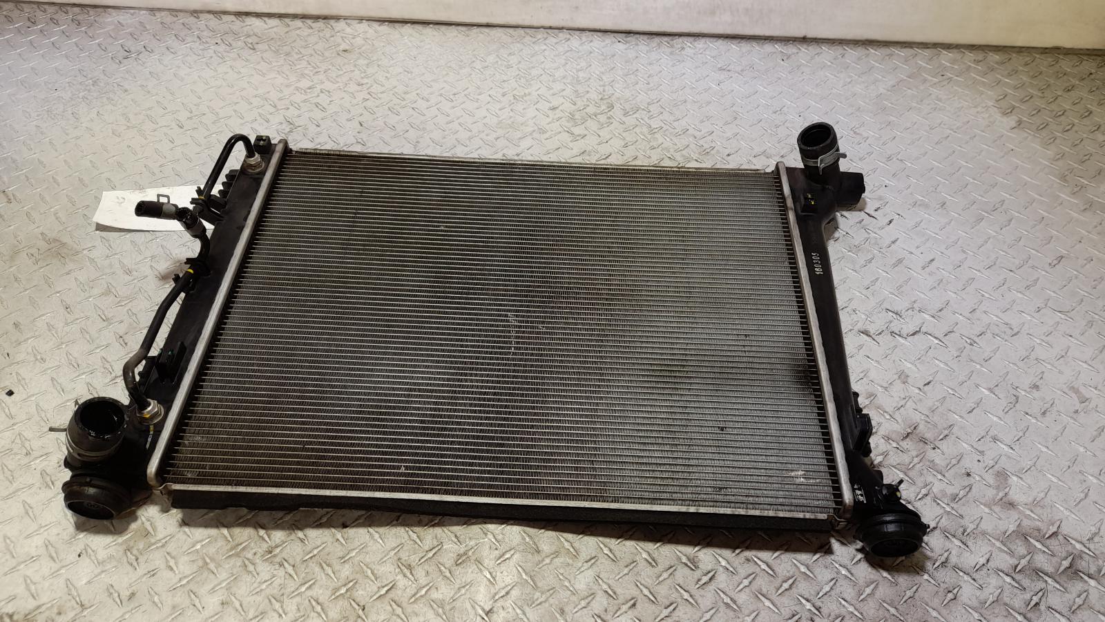 View Auto part Radiator Hyundai Tucson 2016