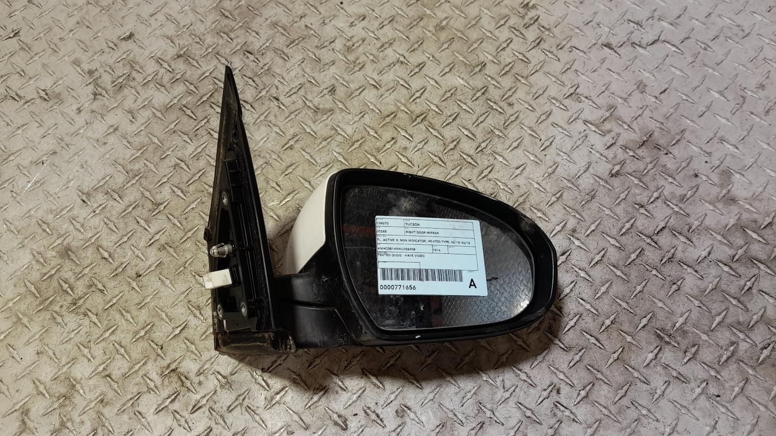 View Auto part Right Door Mirror Hyundai Tucson 2016