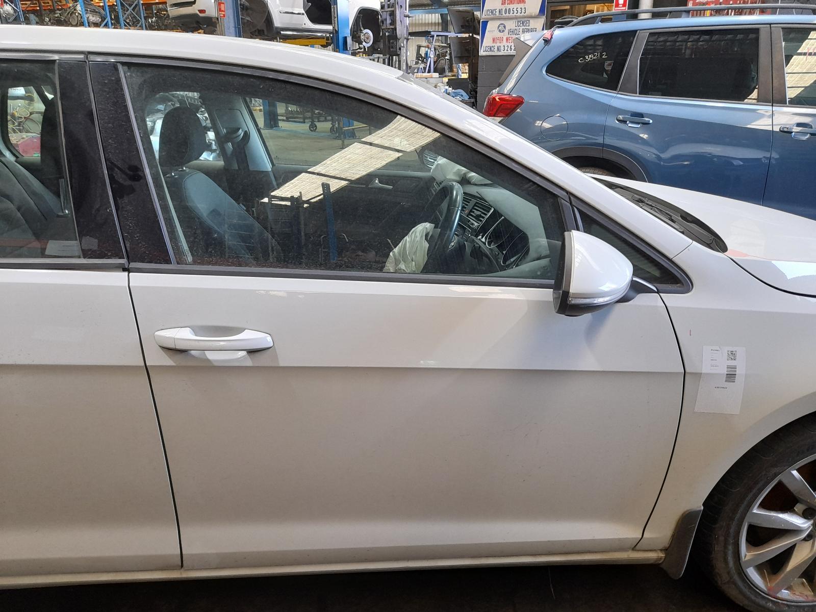 View Auto part Right Front Door Volkswagen Golf 2014