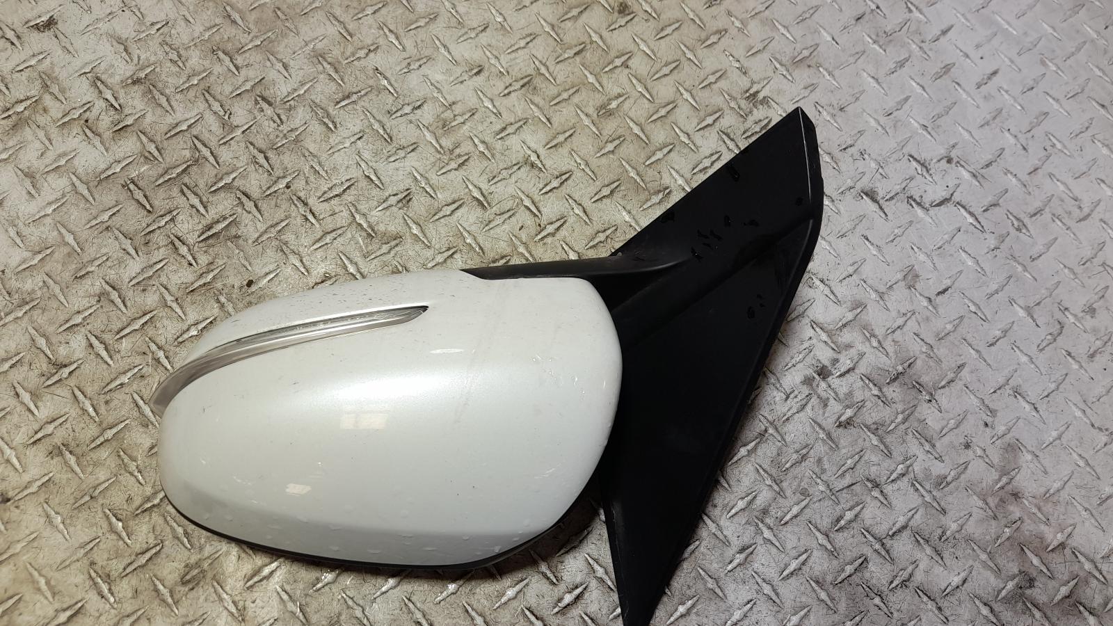 View Auto part Left Door Mirror Suzuki Vitara 2019