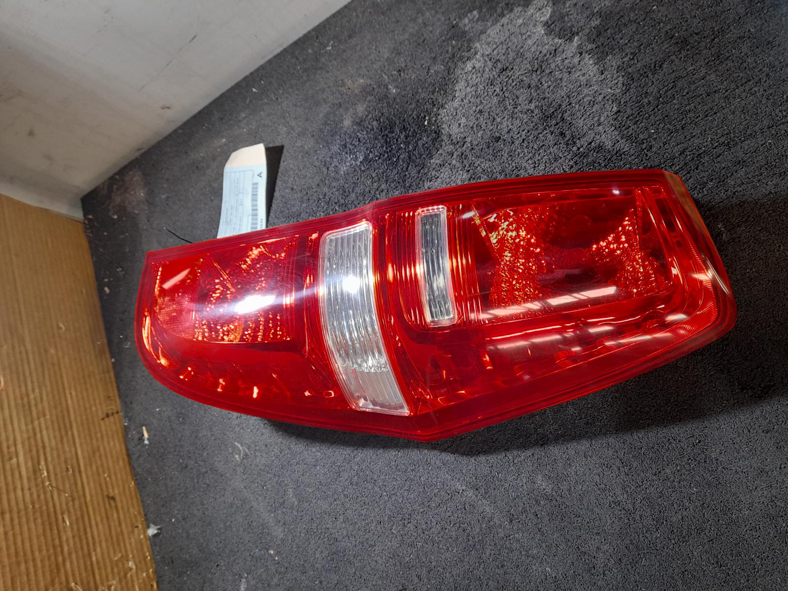 View Auto part Right Taillight Hyundai Iload/imax 2012