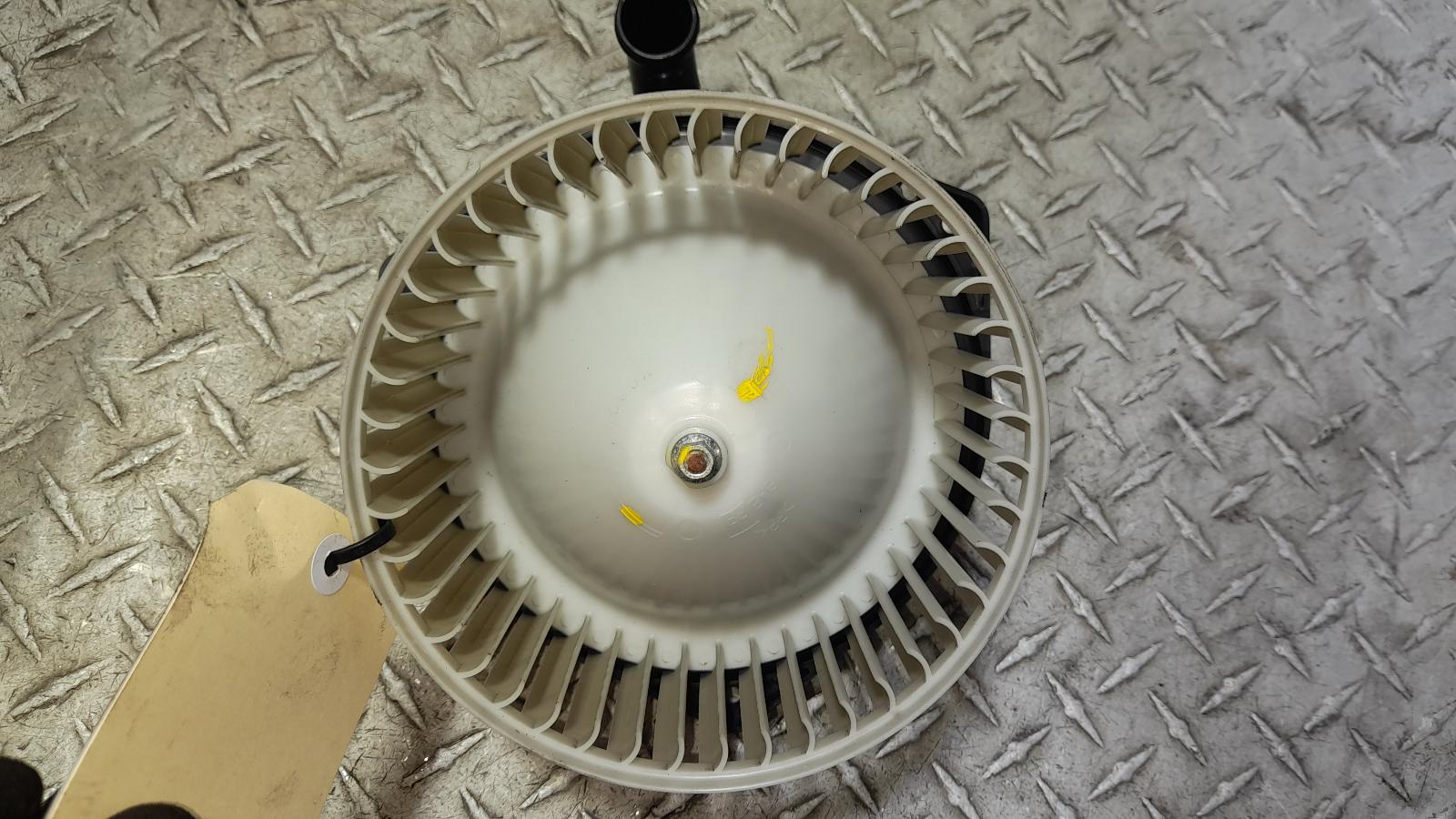 View Auto part Heater Fan Motor Holden Colorado 2017