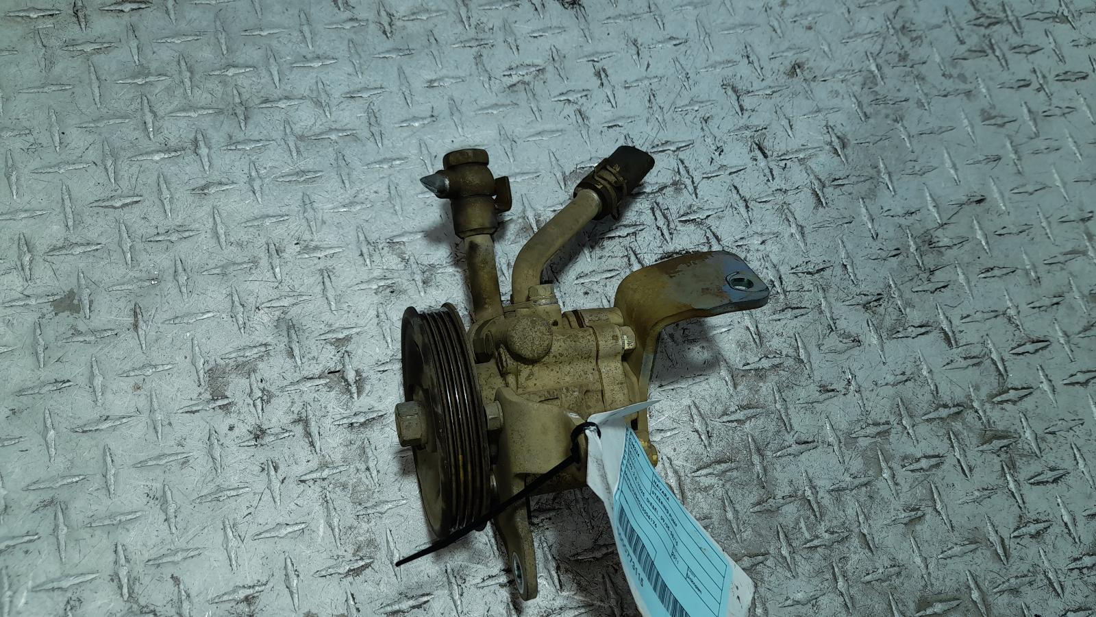 View Auto part Steering Pump Nissan Navara 2011