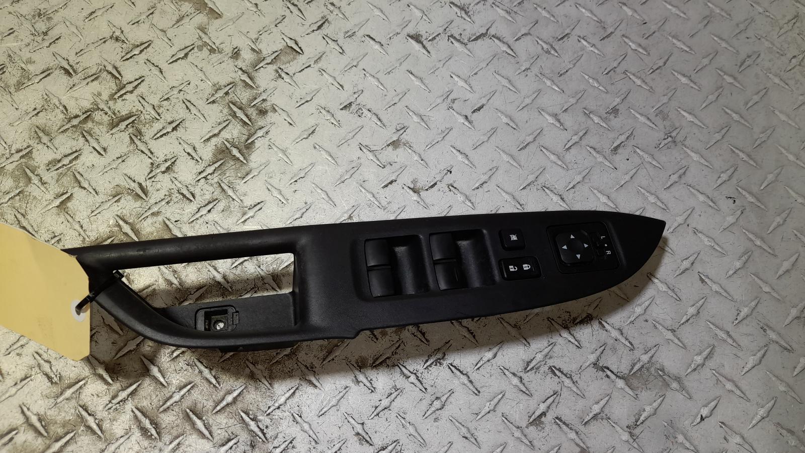 View Auto part Pwr Dr Wind Switch Mitsubishi Outlander 2013