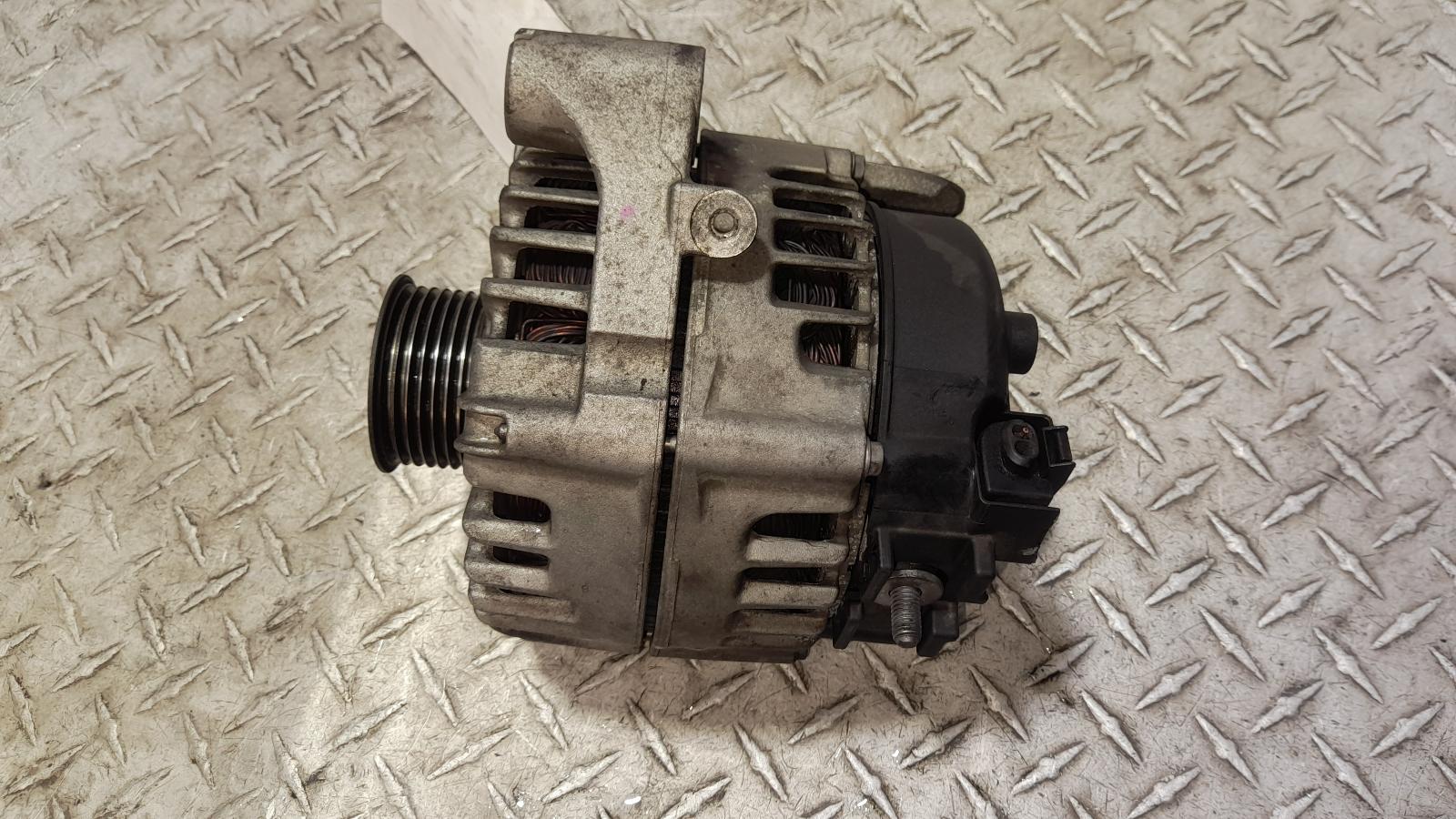 View Auto part Alternator Bmw X5 2013