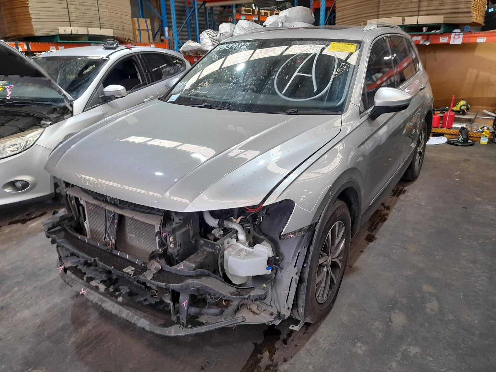 View Auto part Bonnet Volkswagen Tiguan 2016