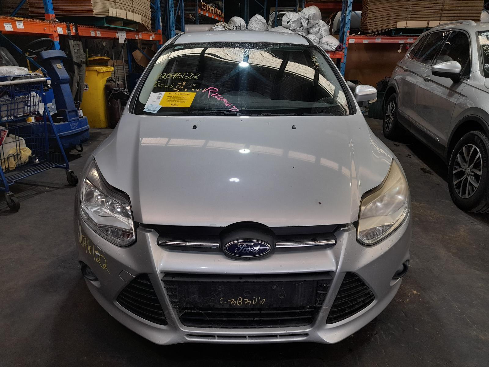 View Auto part Bonnet Ford Focus 2013