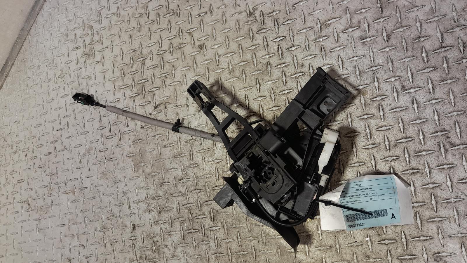 View Auto part Door/Boot/Gate Lock Ford Focus 2013