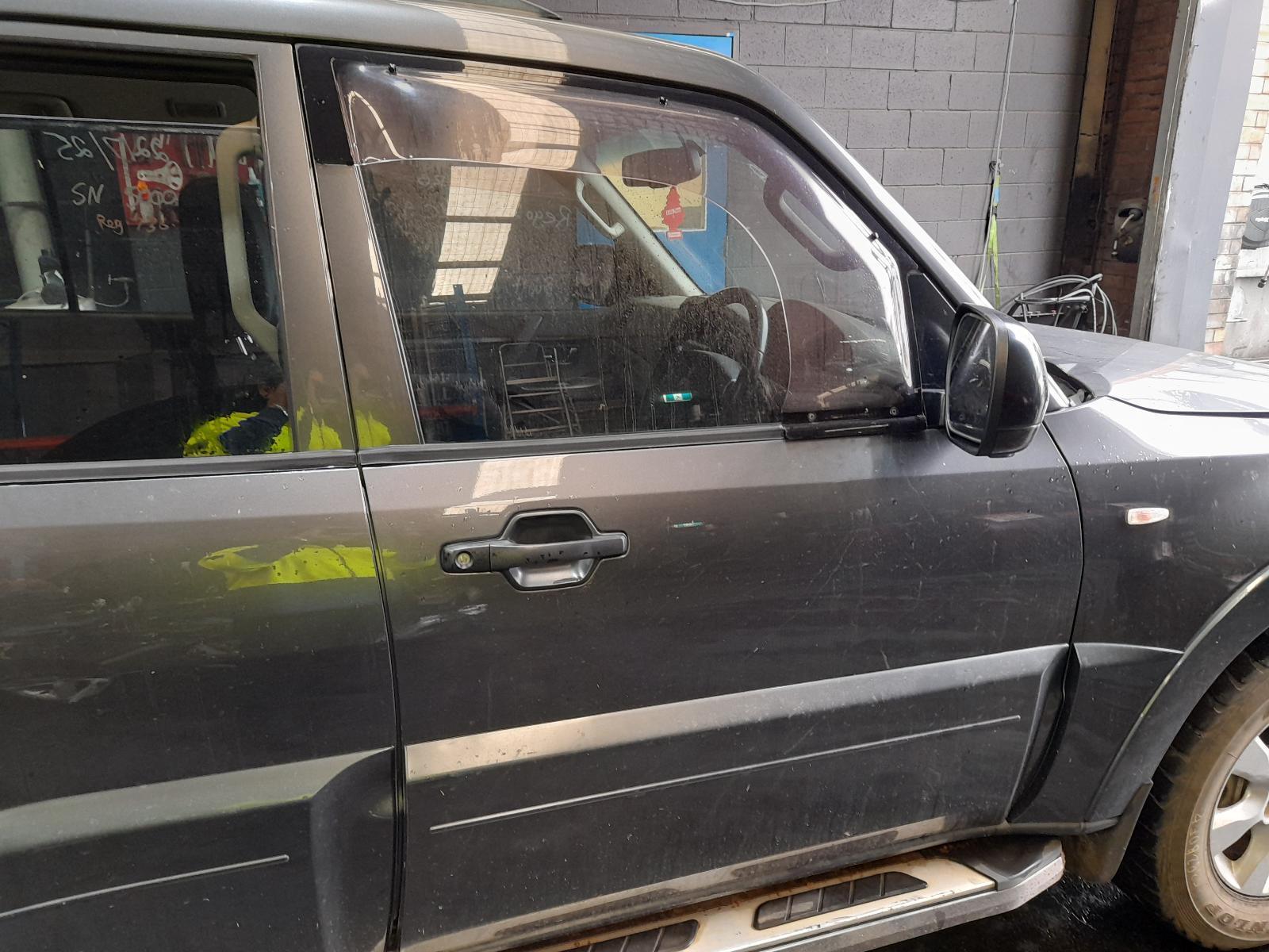 View Auto part Right Front Door Mitsubishi Pajero 2013