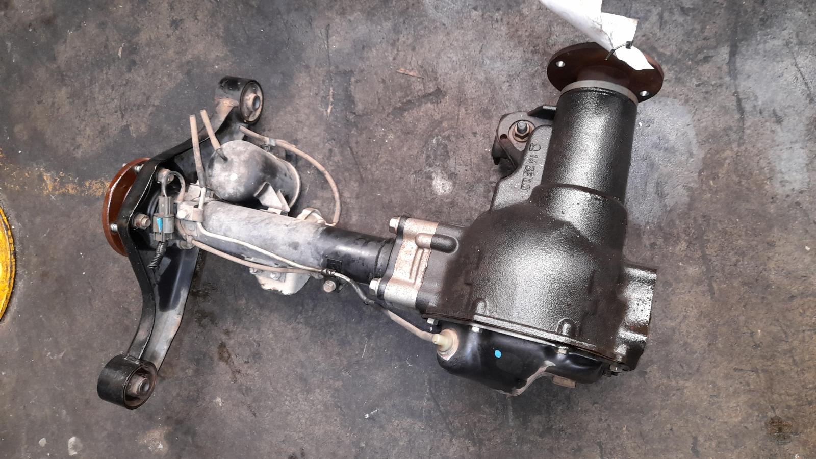 View Auto part Differential Centre Mitsubishi Pajero 2013