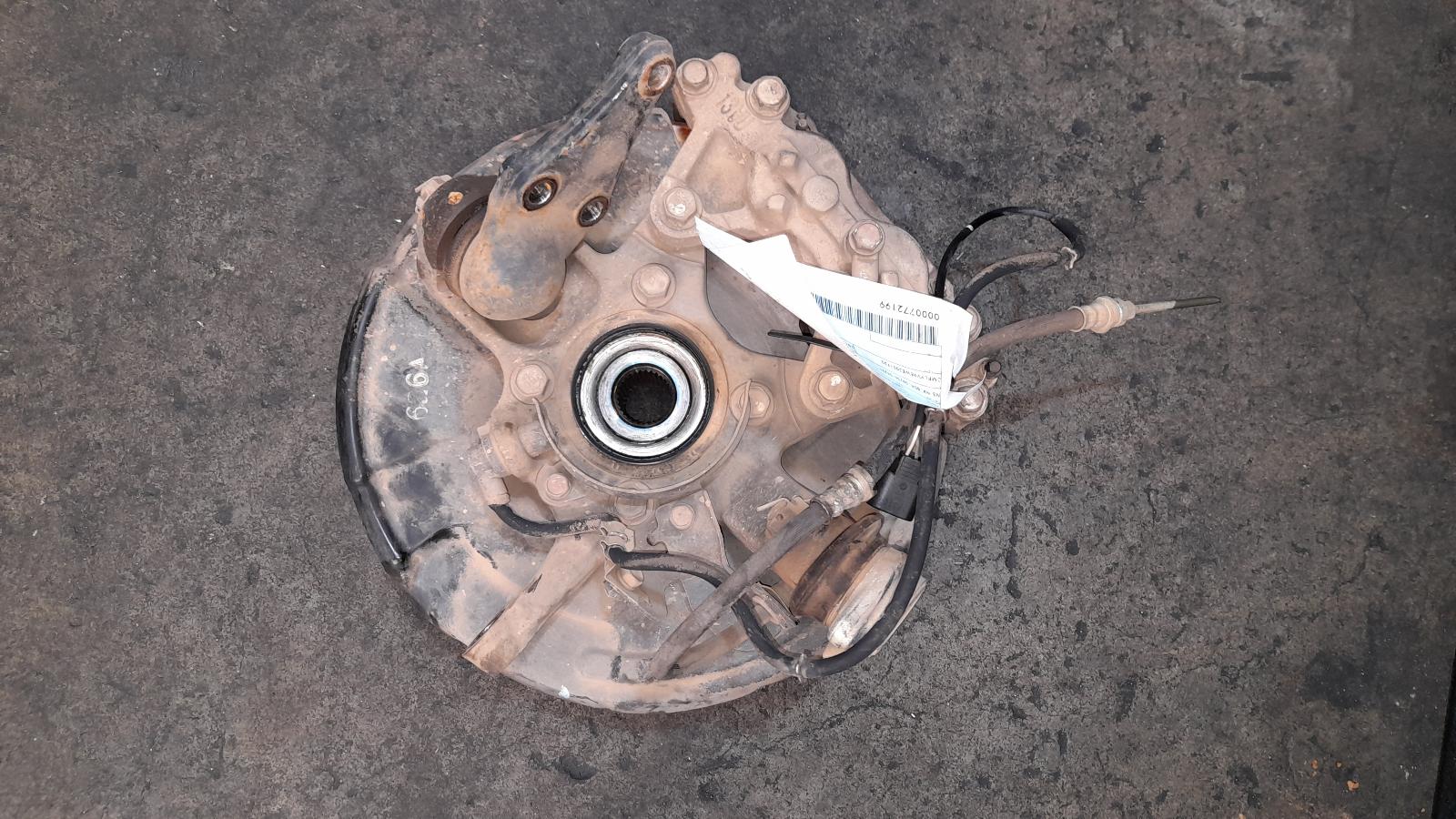 View Auto part Left Front Hub Assembly Mitsubishi Pajero 2013