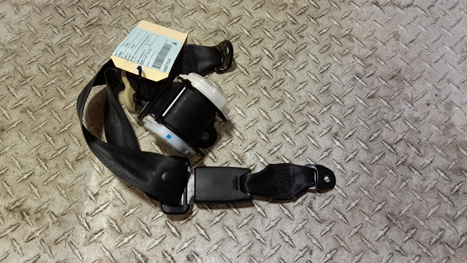 View Auto part Seatbelt/Stalk Mitsubishi Pajero 2013