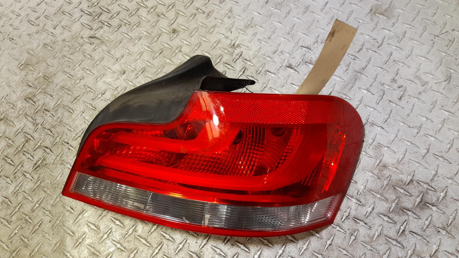 View Auto part Right Taillight Bmw 1 Series 2011