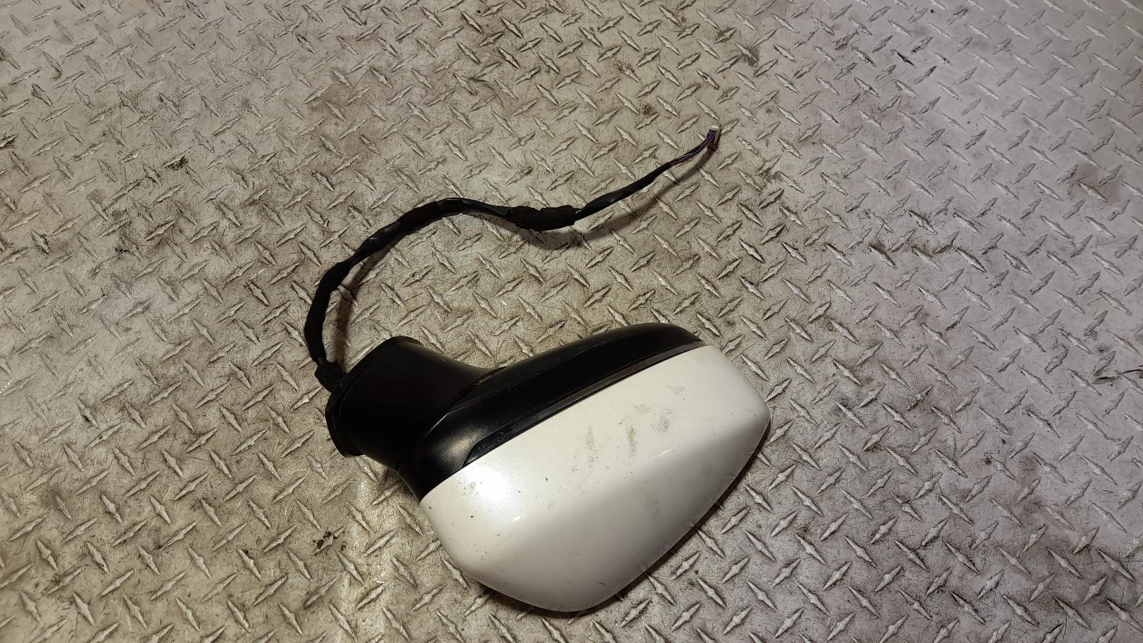 View Auto part Right Door Mirror Mazda Cx5 2018