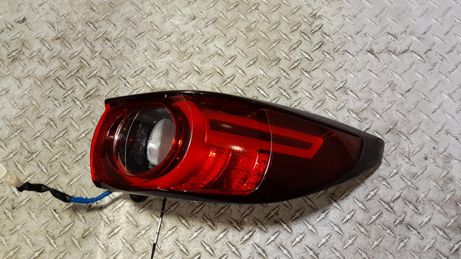 View Auto part Right Taillight Mazda Cx5 2018